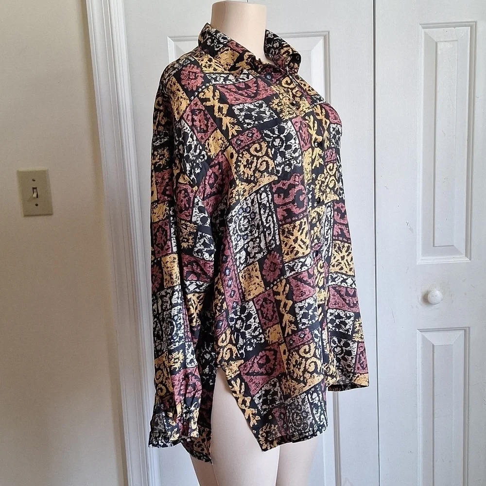 Bogari Vintage 90s 100% Silk Button-Up Shirt Size M